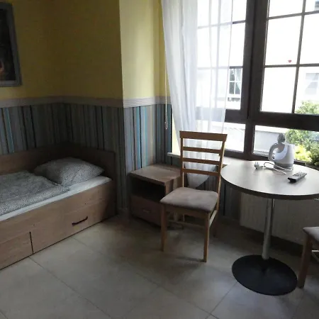 Nad Zatoką Hostel *